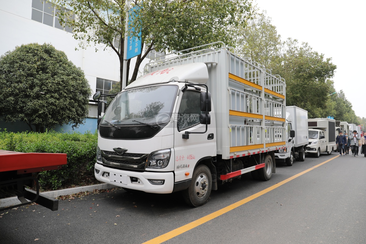 福田时代领航M3国六养蜂车